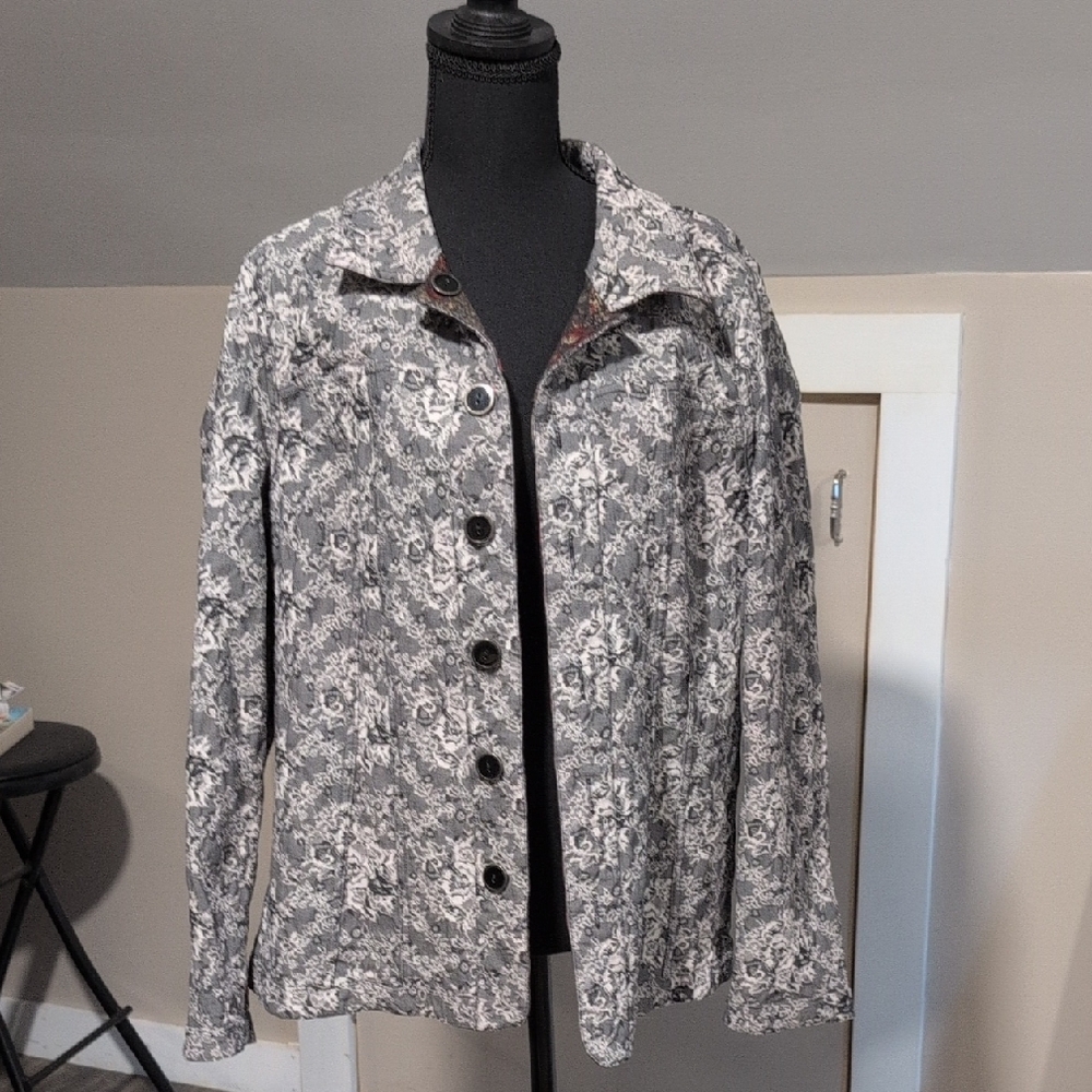 Coldwater Creek Black and White Floral Blazer